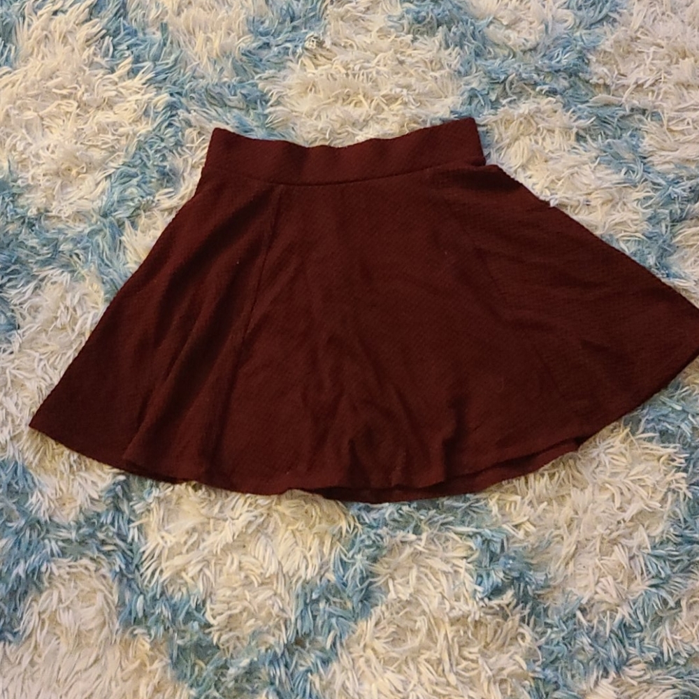Maroon Forever 21 Textured Mini Skater Skirt XS